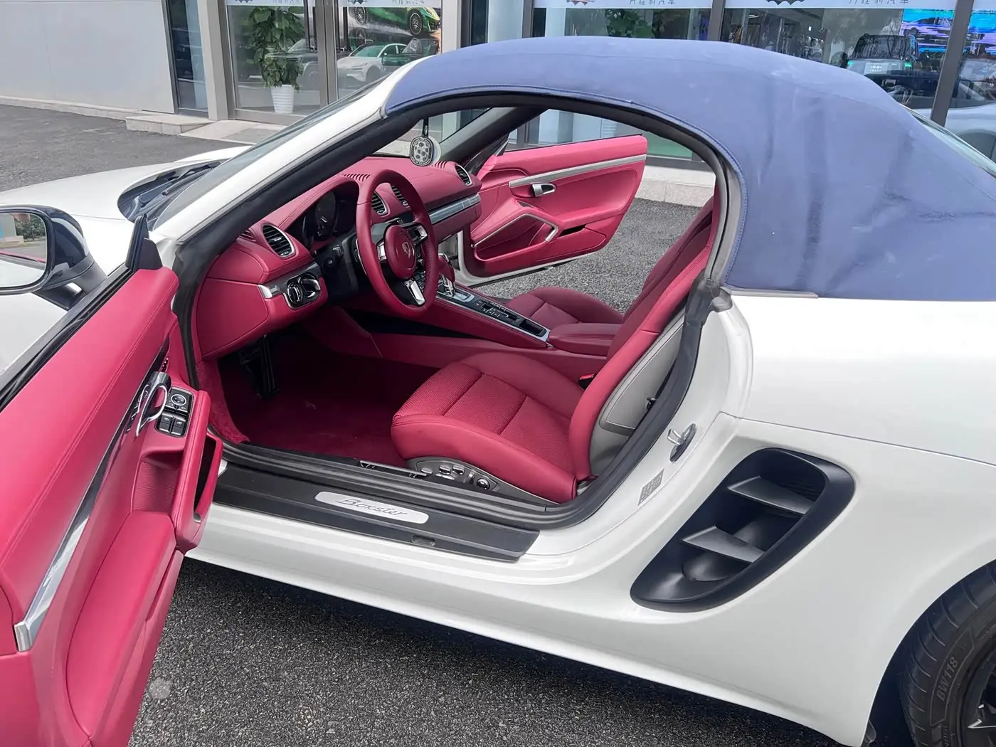 Porsche 718 2019 — Photo 9/20
