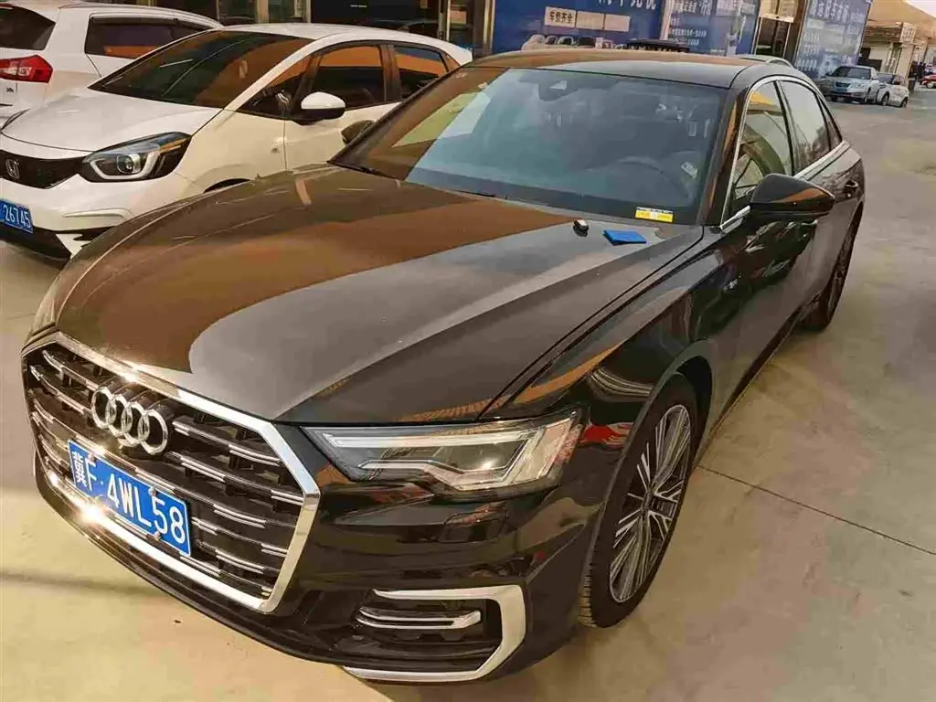 Audi A6L 2025 — ფოტო 1/5