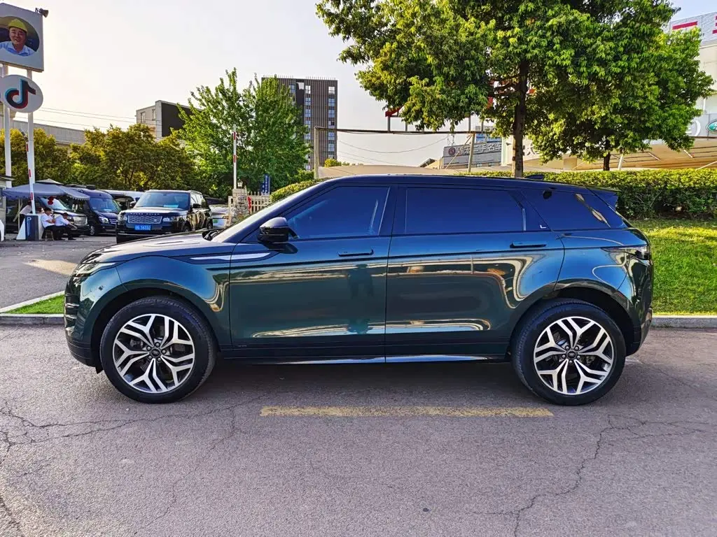 Land Rover Range Rover Evoque 2022 — Фото 3/15
