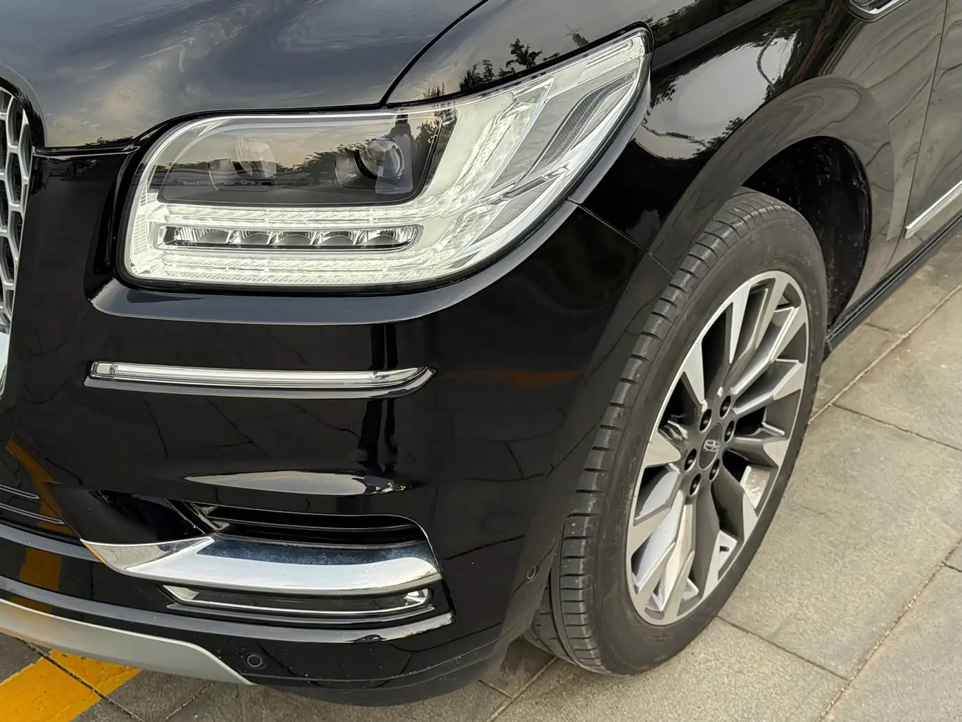 Lincoln Navigator 2019 — Şəkil 4/20