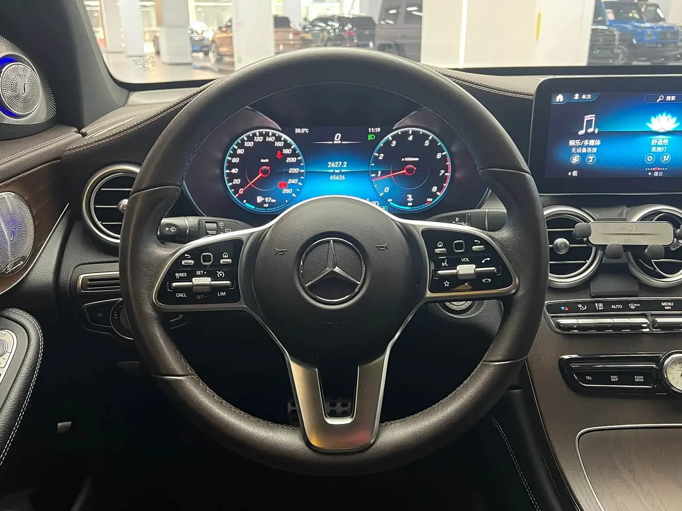 Mercedes-Benz GLC 2021 — Фото 13/20