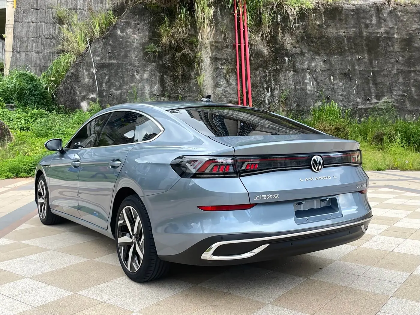 Volkswagen Lamando 2022 — Photo 7/13