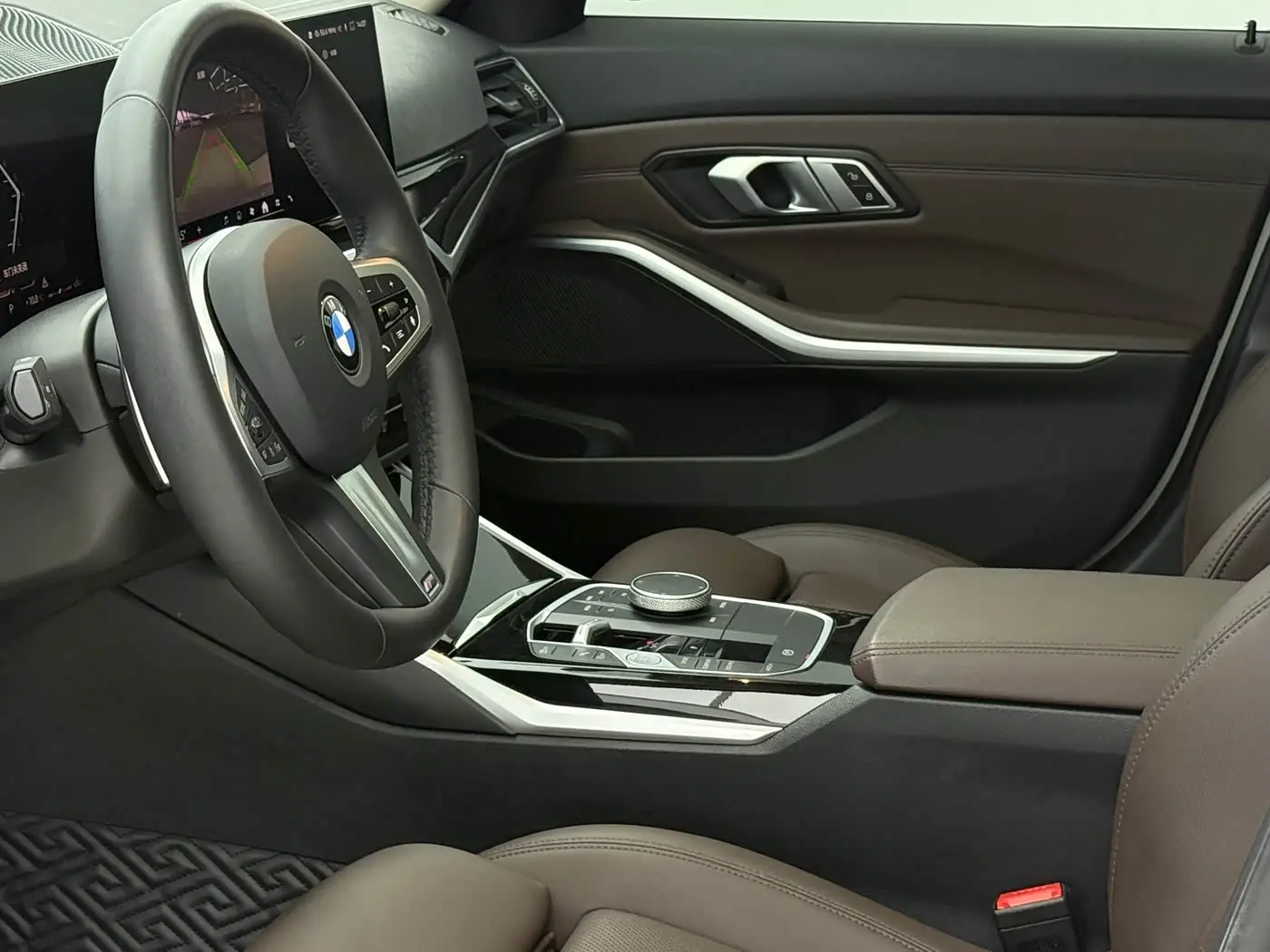 BMW 3 Series 2023 — Photo 16/20
