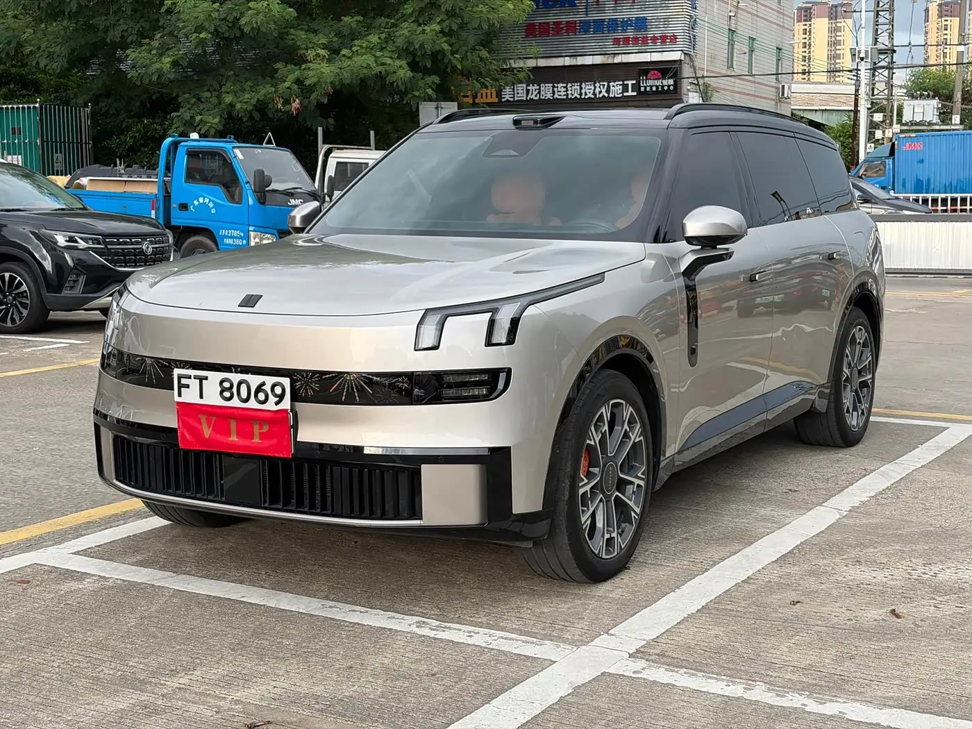 Lynk & Co 900 2025 — Photo 1/14