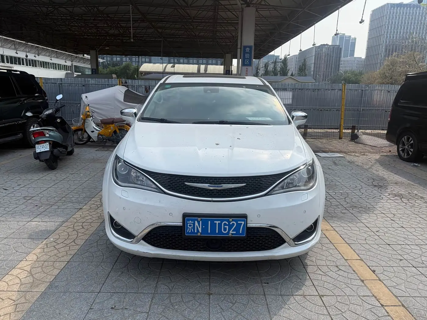 Chrysler Grand Voyager 2019 — Photo 2/12