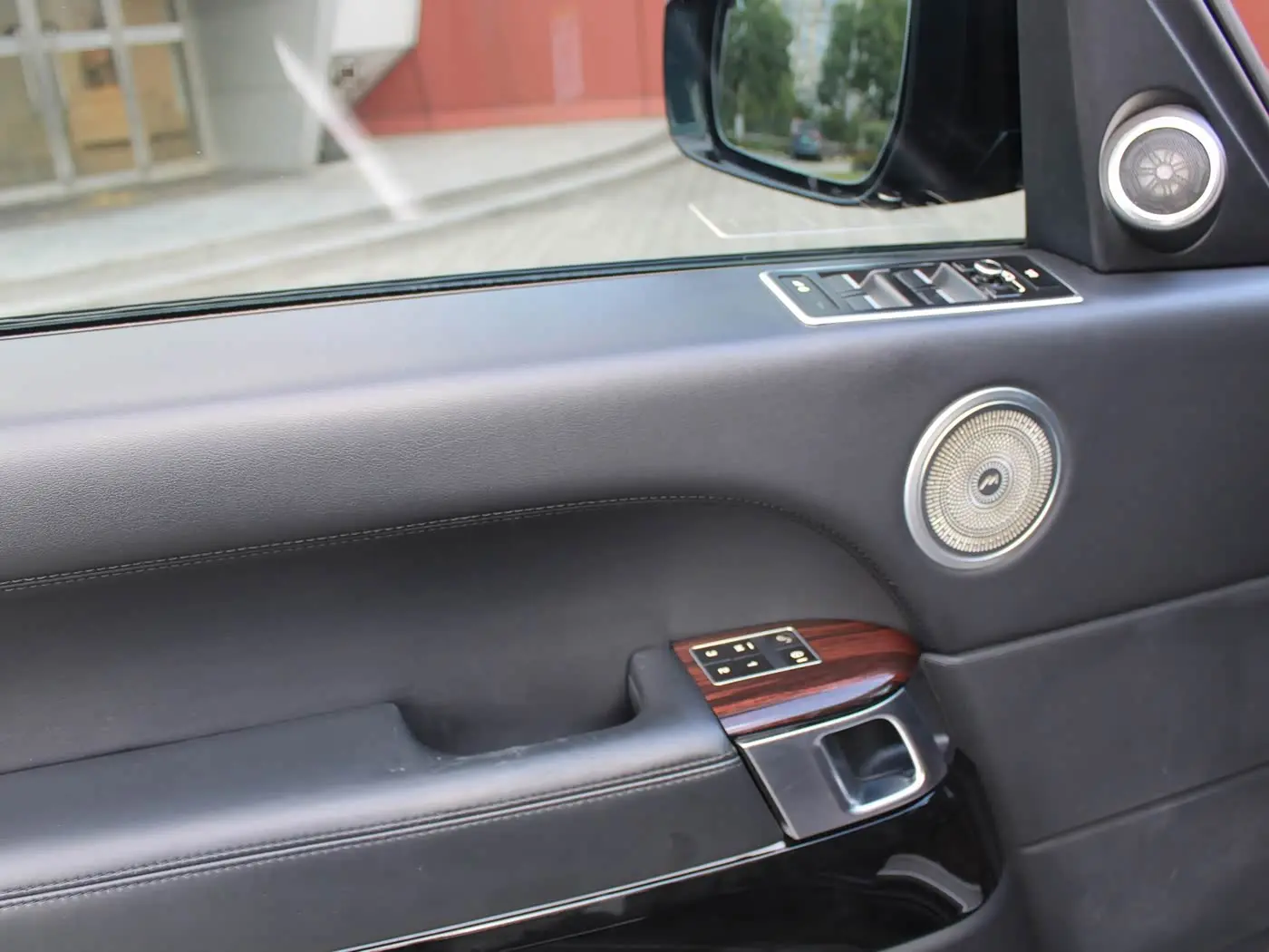 Land Rover Range Rover 2014 — Фото 14/20
