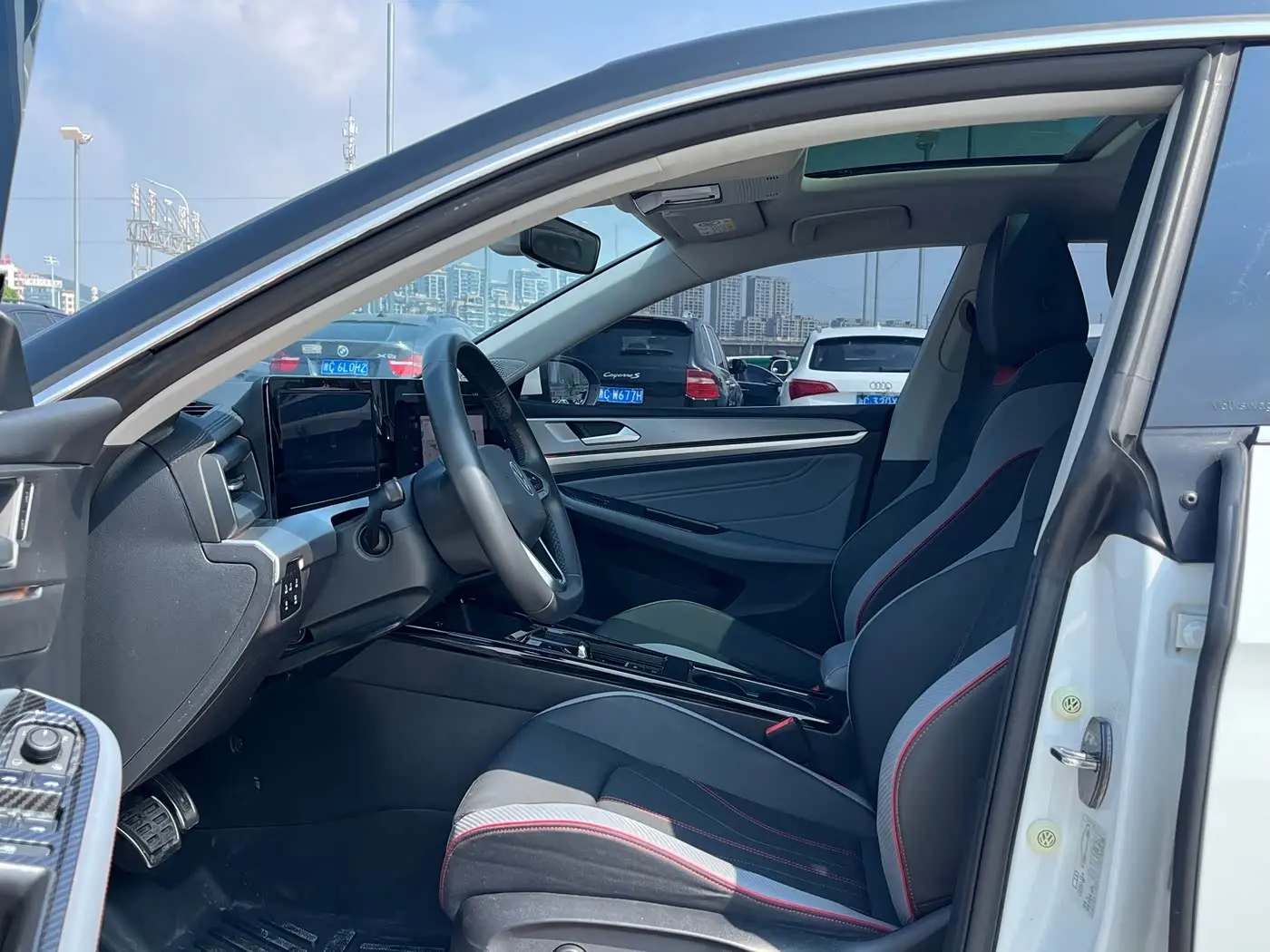 Volkswagen Lamando 2024 — Photo 17/19