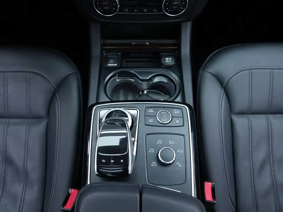 Mercedes-Benz GLS 2018 — Şəkil 13/20