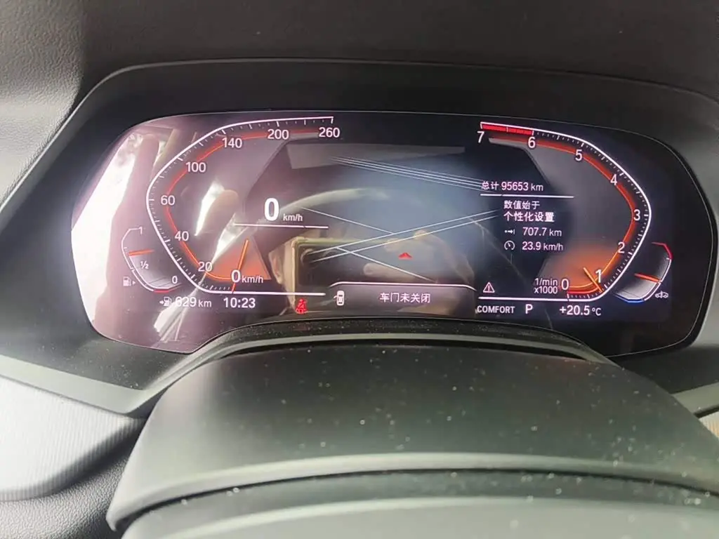 BMW X6 2021 — Photo 4/13