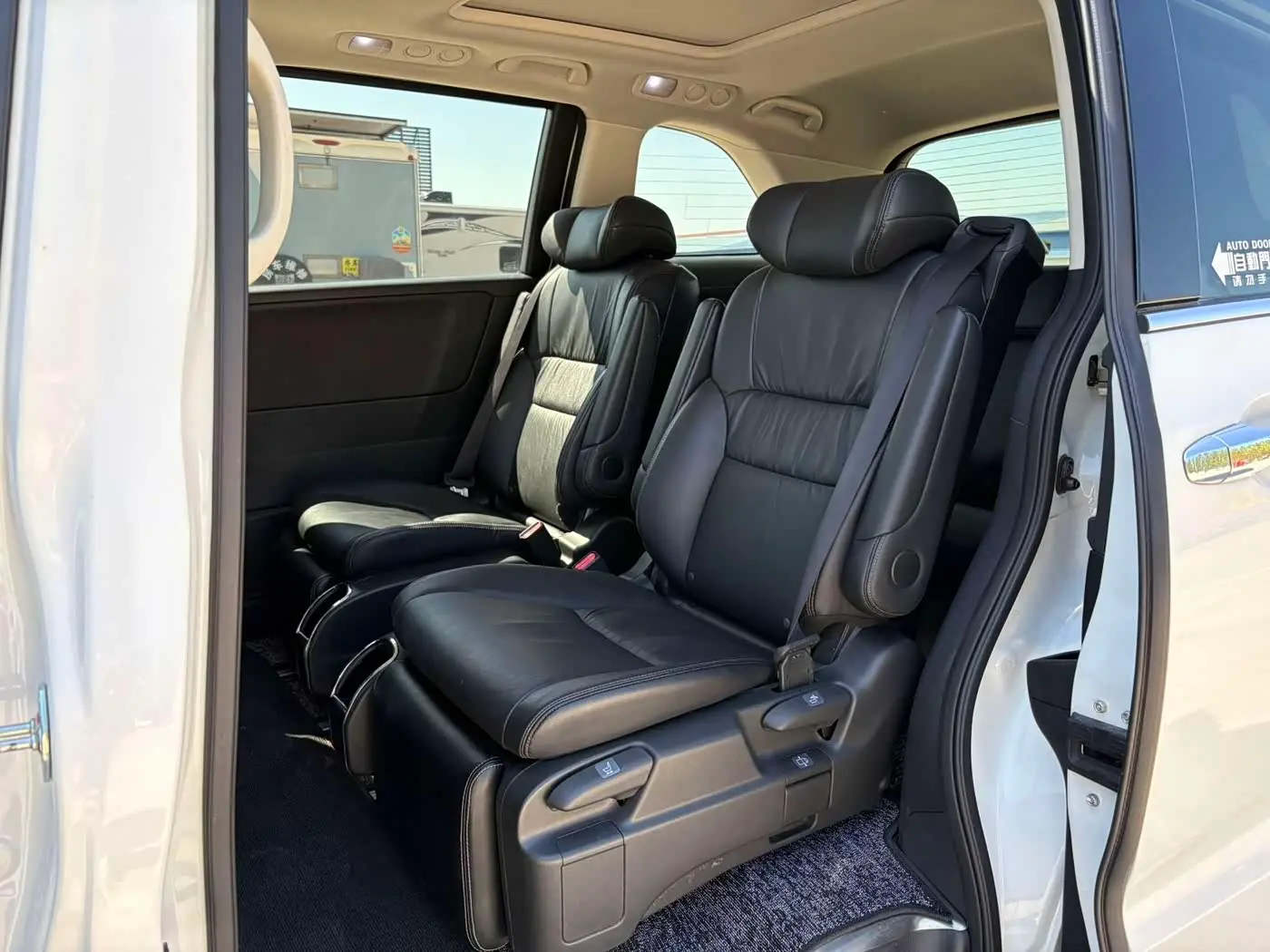 Honda Odyssey 2019 — Photo 10/18