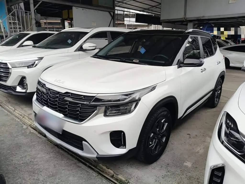 Kia Seltos 2024 — Photo 2/20