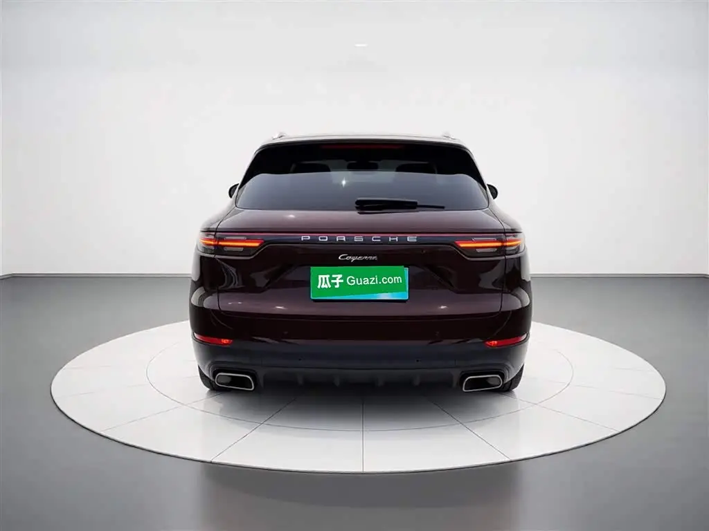 Porsche Cayenne 2019 — Фото 4/20
