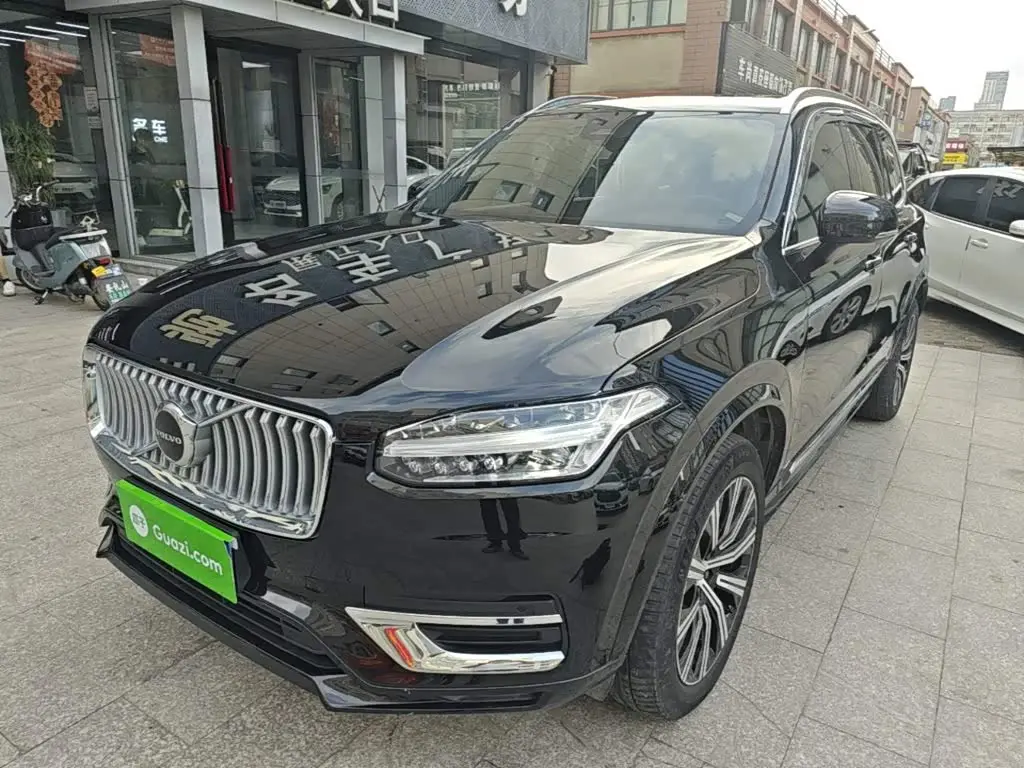 Volvo XC90 2024 — Фото 1/20
