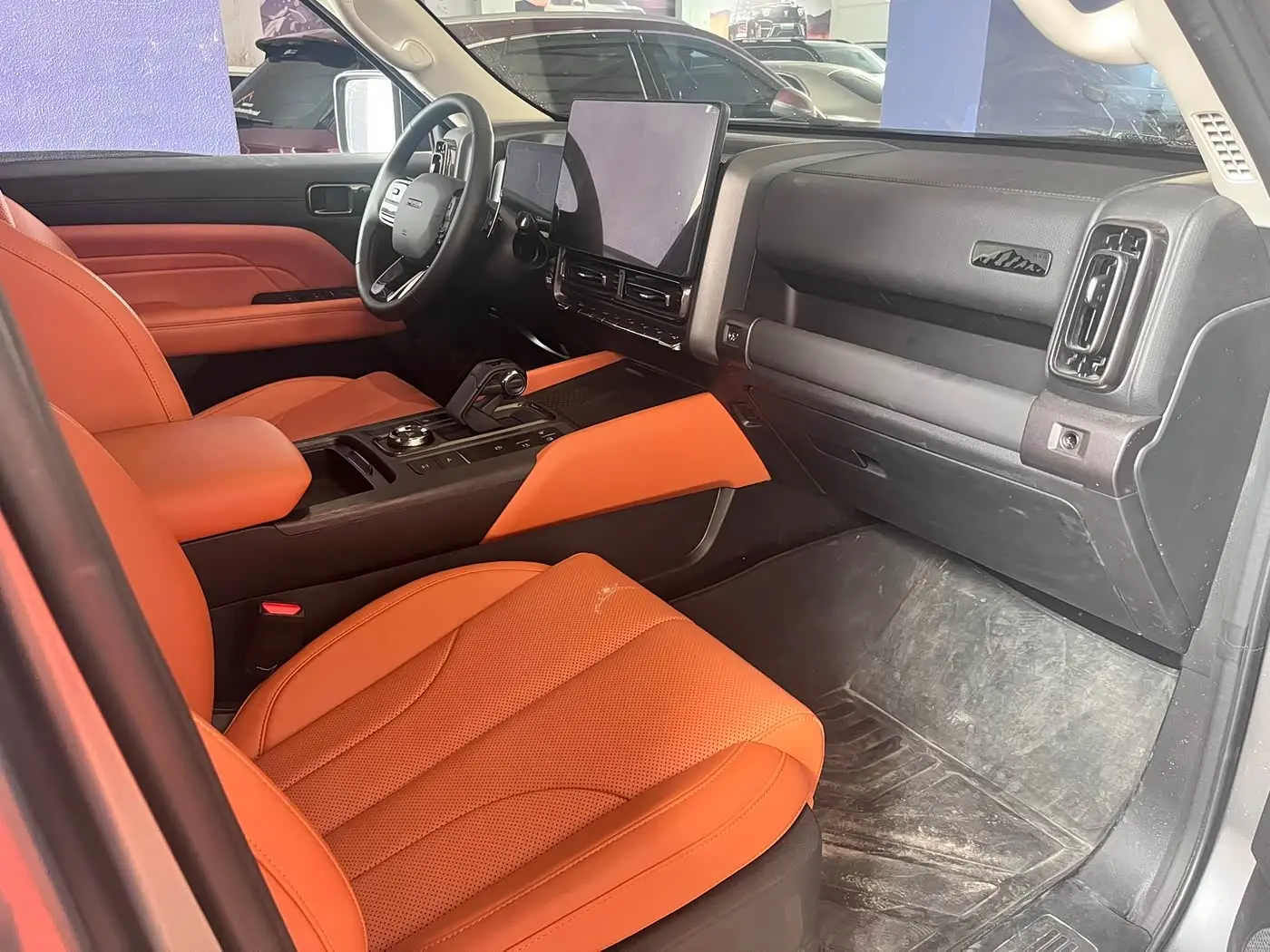 Haval H9 2025 — Photo 14/17