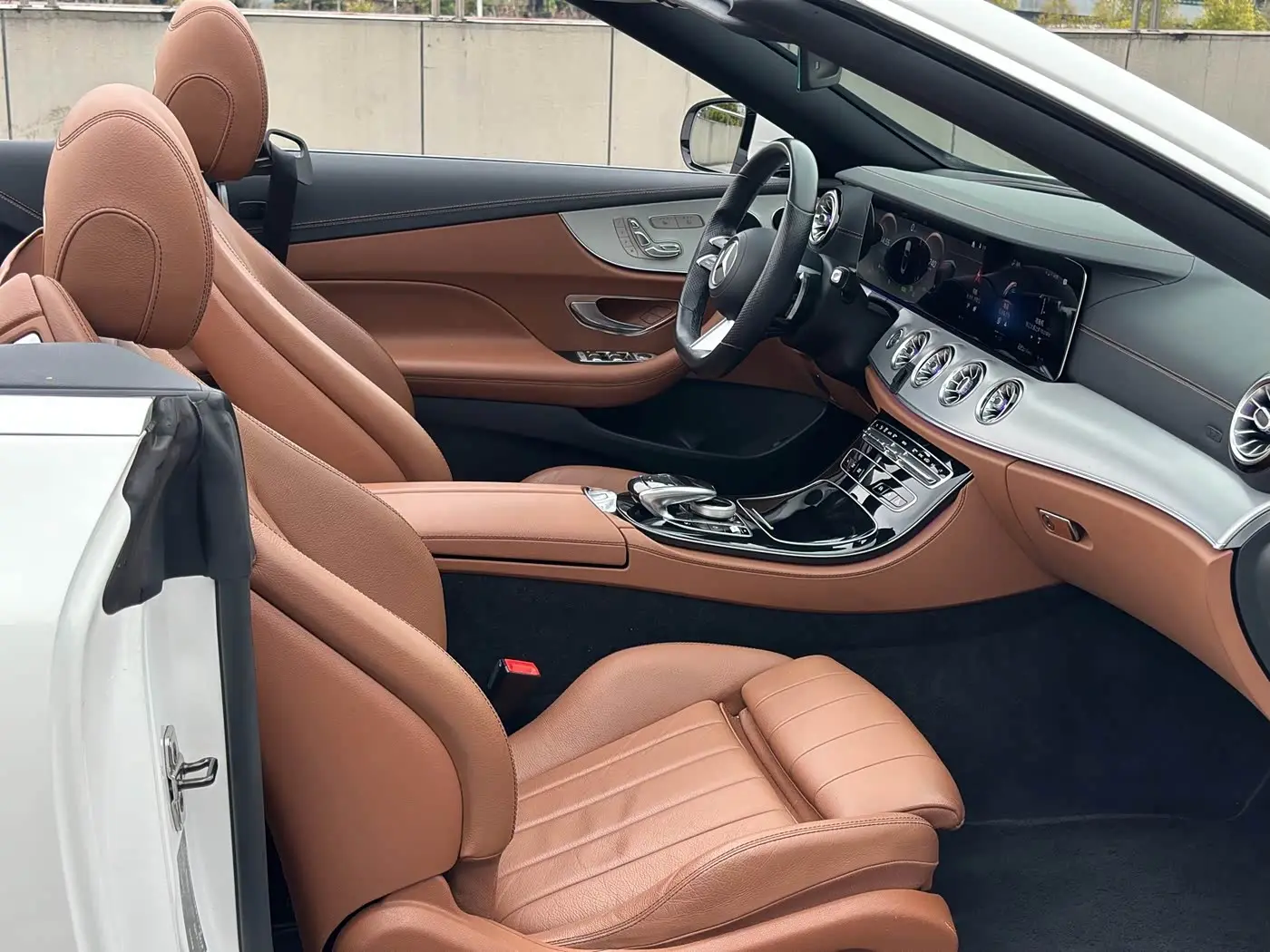Mercedes-Benz E-Class 2021 — Фото 15/17