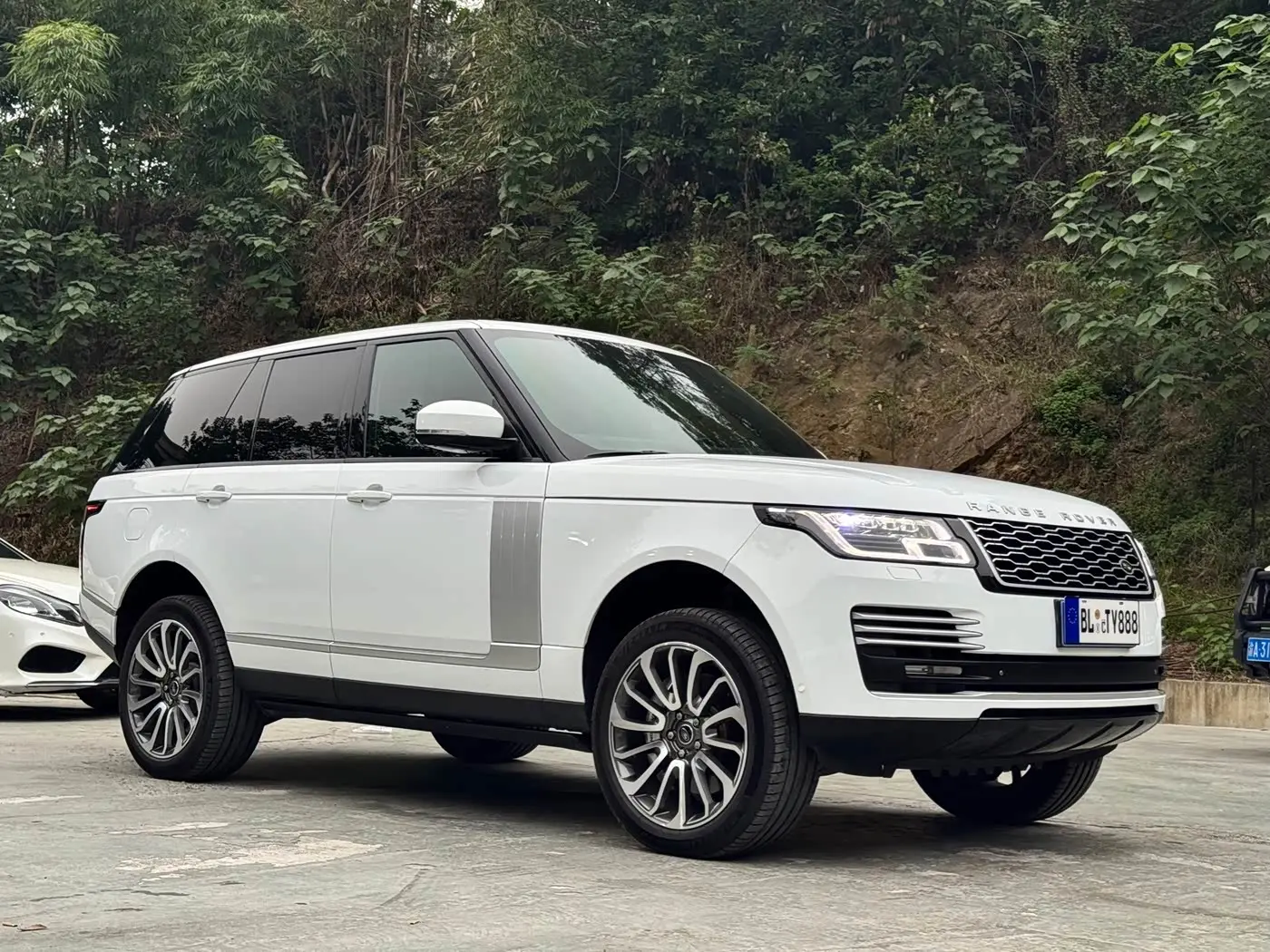 Land Rover Range Rover 2013 — Photo 3/20
