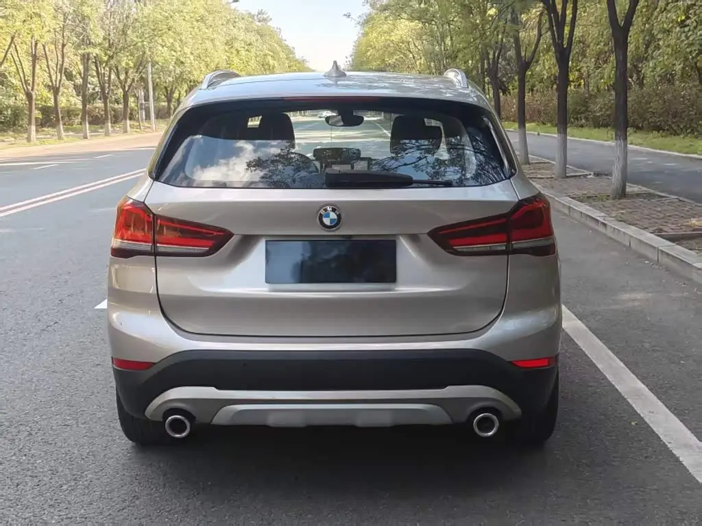 BMW X1 2019 — Photo 6/11