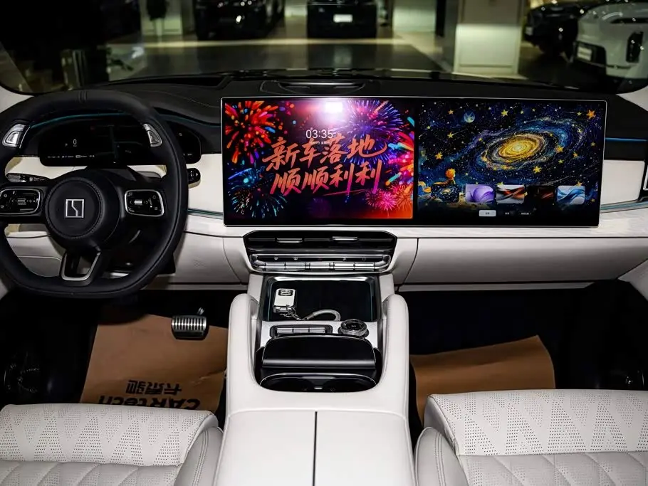 ZEEKR 8X 2026 — Photo 14/20