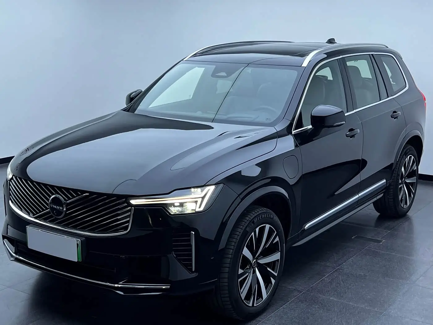 Volvo XC90 Plug-in Hybrid, 2025