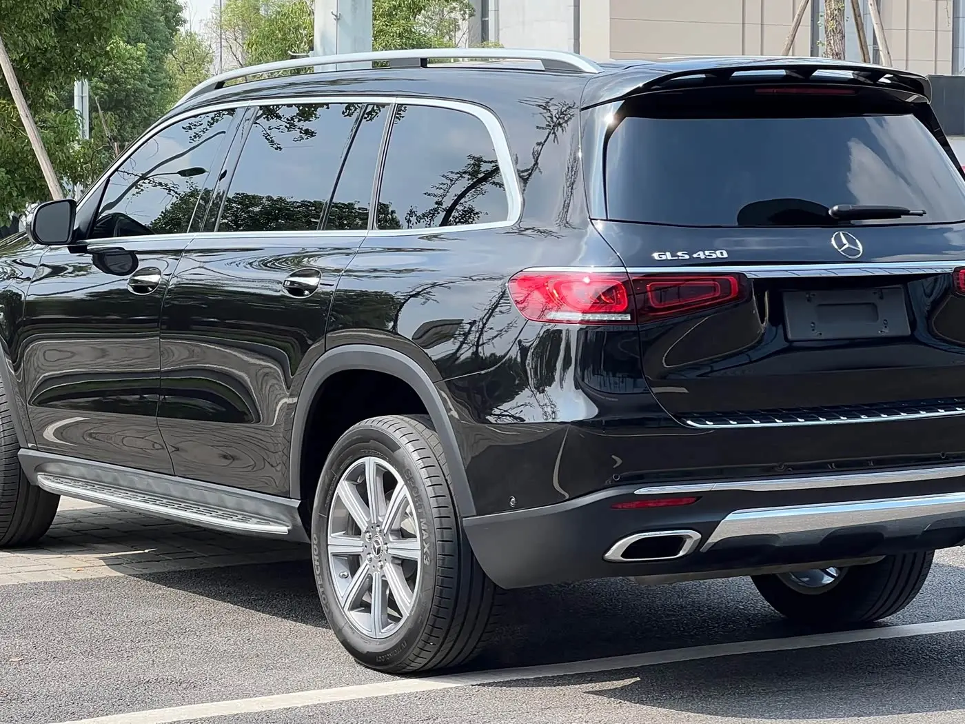 Mercedes-Benz GLS 2022 — Photo 15/15