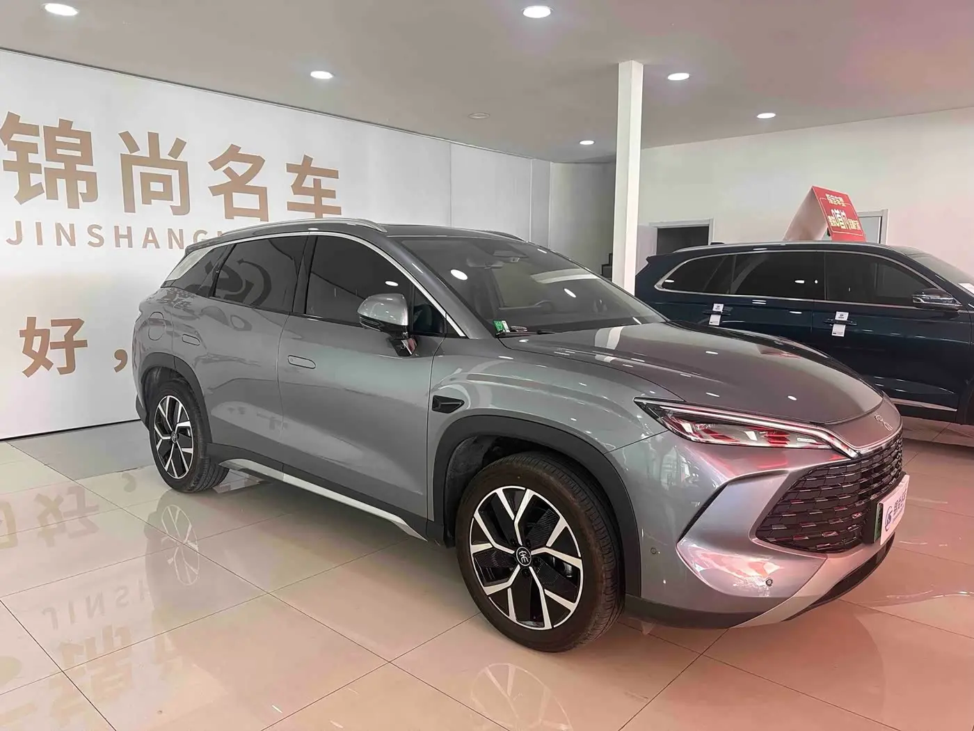 BYD Song L DM-i 2025 — Фото 3/20