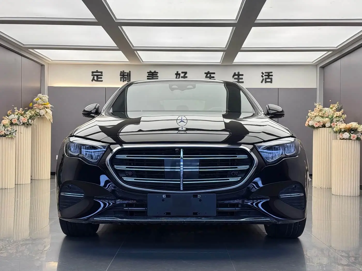 Mercedes-Benz E-Class 2023 — Şəkil 2/15