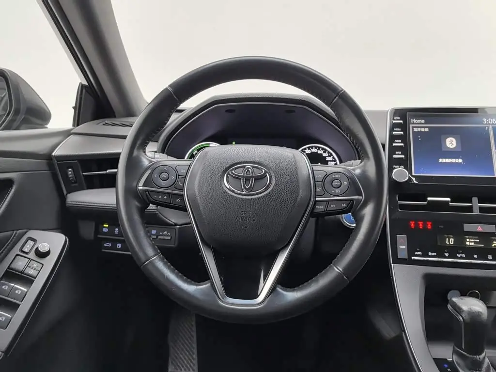 Toyota Avalon 2020 — Photo 11/20