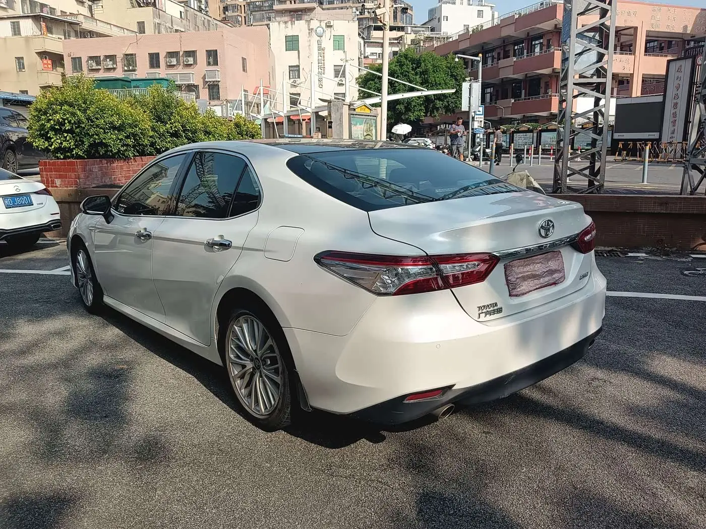 Toyota Camry 2018 — Photo 4/12