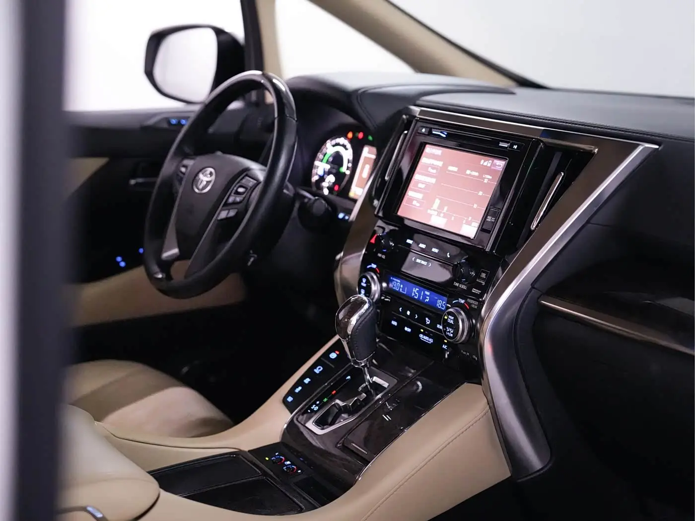 Toyota Alphard 2019 — Фото 12/20