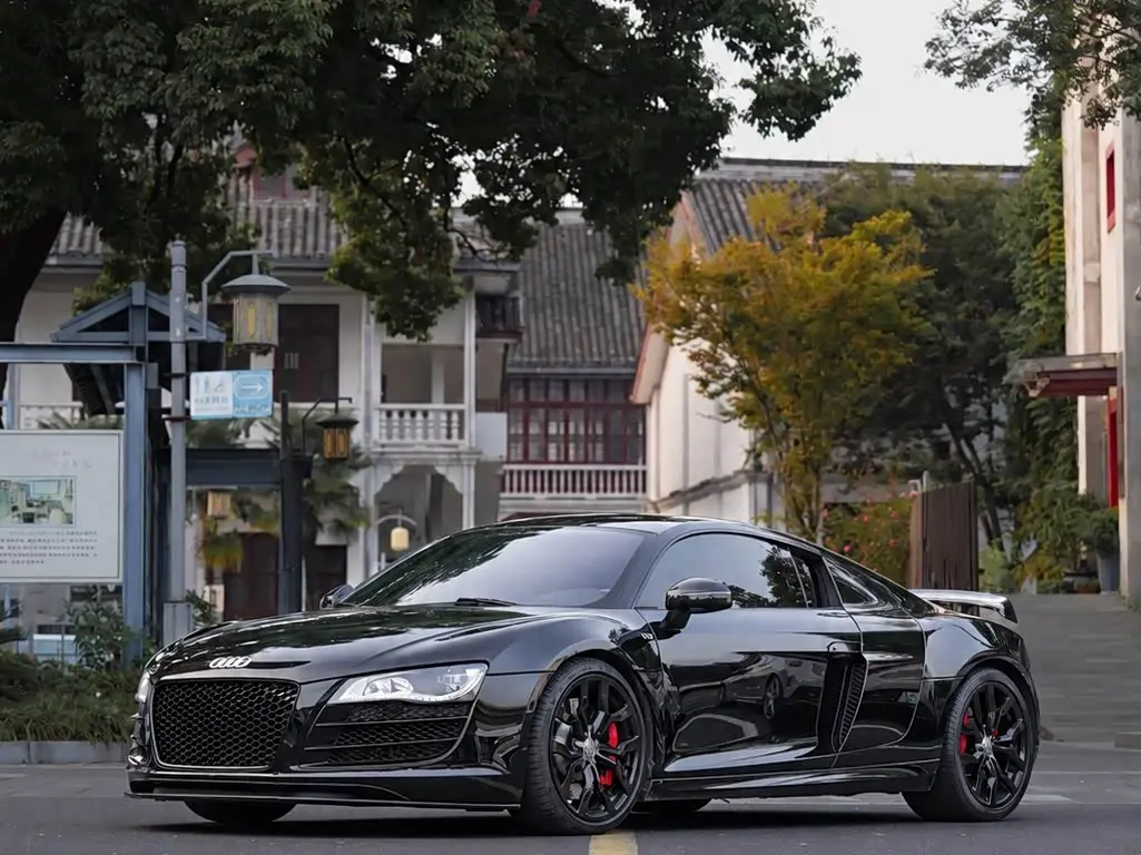 Audi R8 2014 — ფოტო 1/10