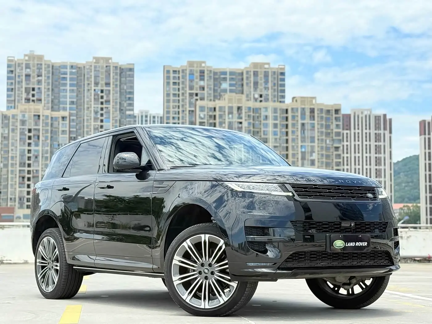 Land Rover Range Rover Sport 2024 — Фото 3/19