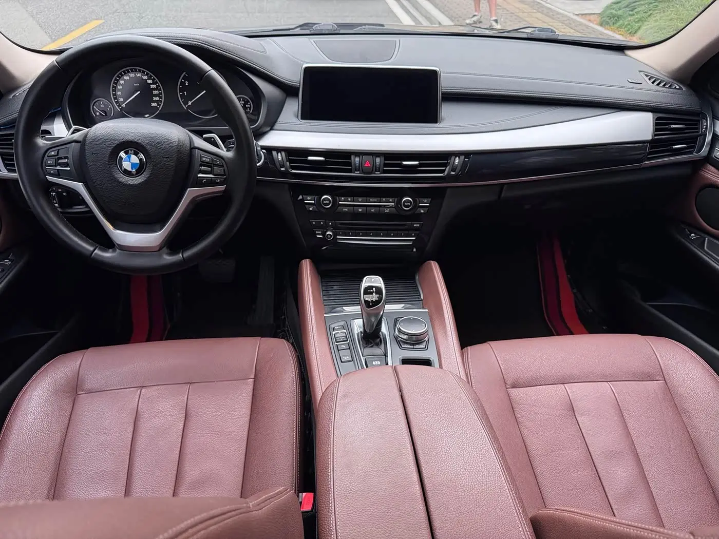BMW X6 2017 — Photo 10/15