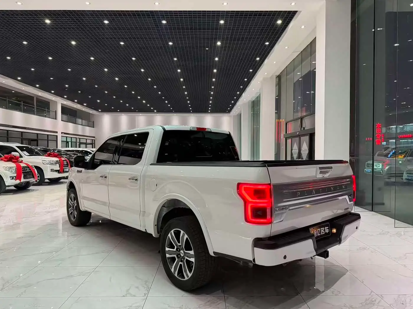 Ford F-150 Raptor 2018 — Фото 10/14