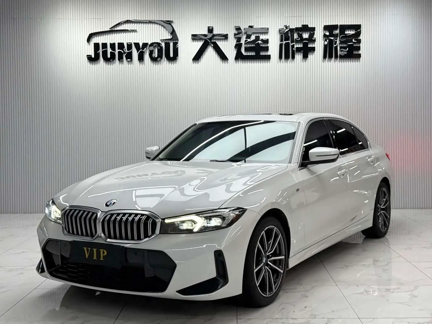 BMW 3 Series, 2023