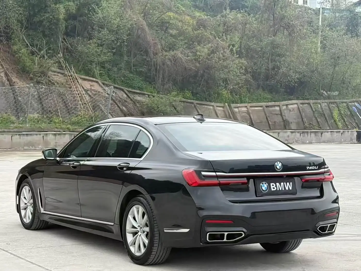 BMW 7 Series 2016 — Şəkil 6/8