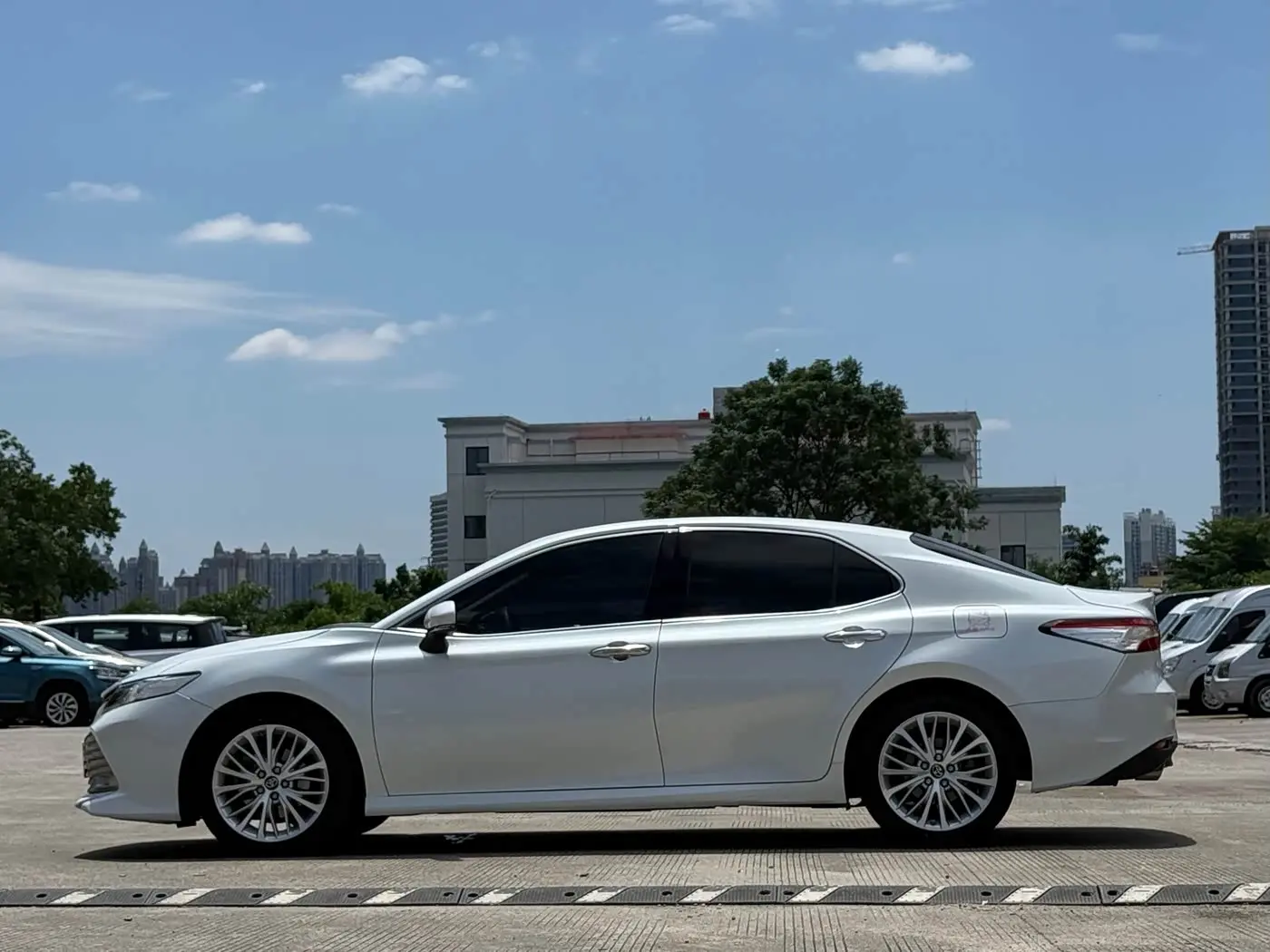 Toyota Camry 2020 — Şəkil 6/12