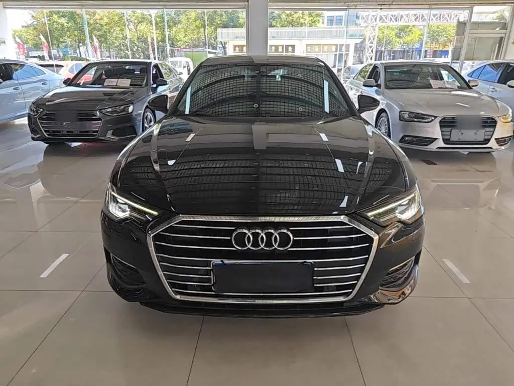 Audi A6L 2020 — Photo 3/20