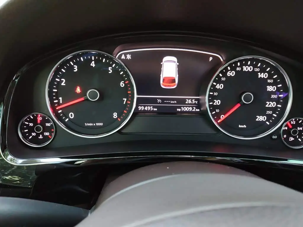 Volkswagen Touareg 2018 — Photo 5/20