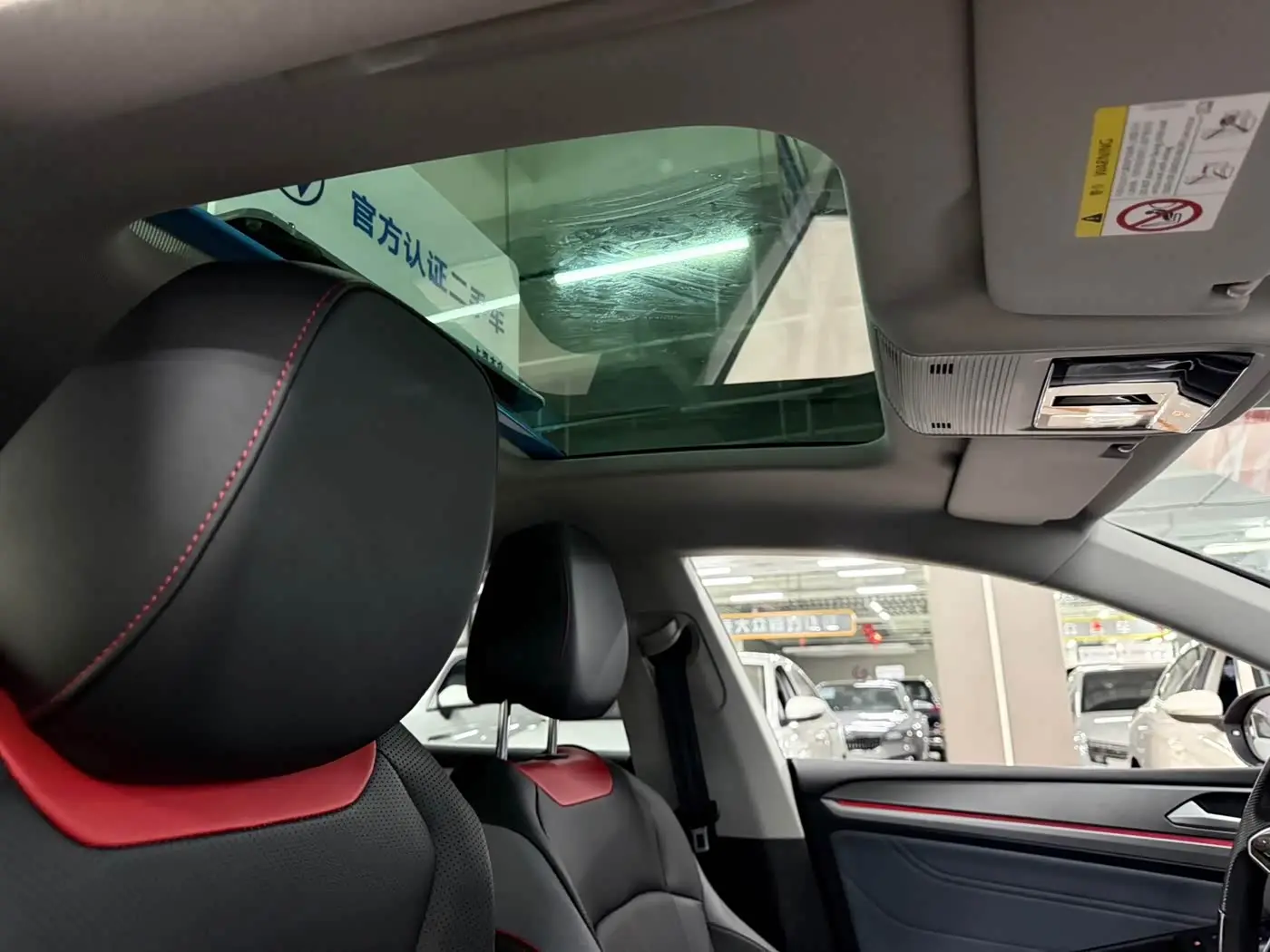 Volkswagen Lamando 2022 — Photo 17/17