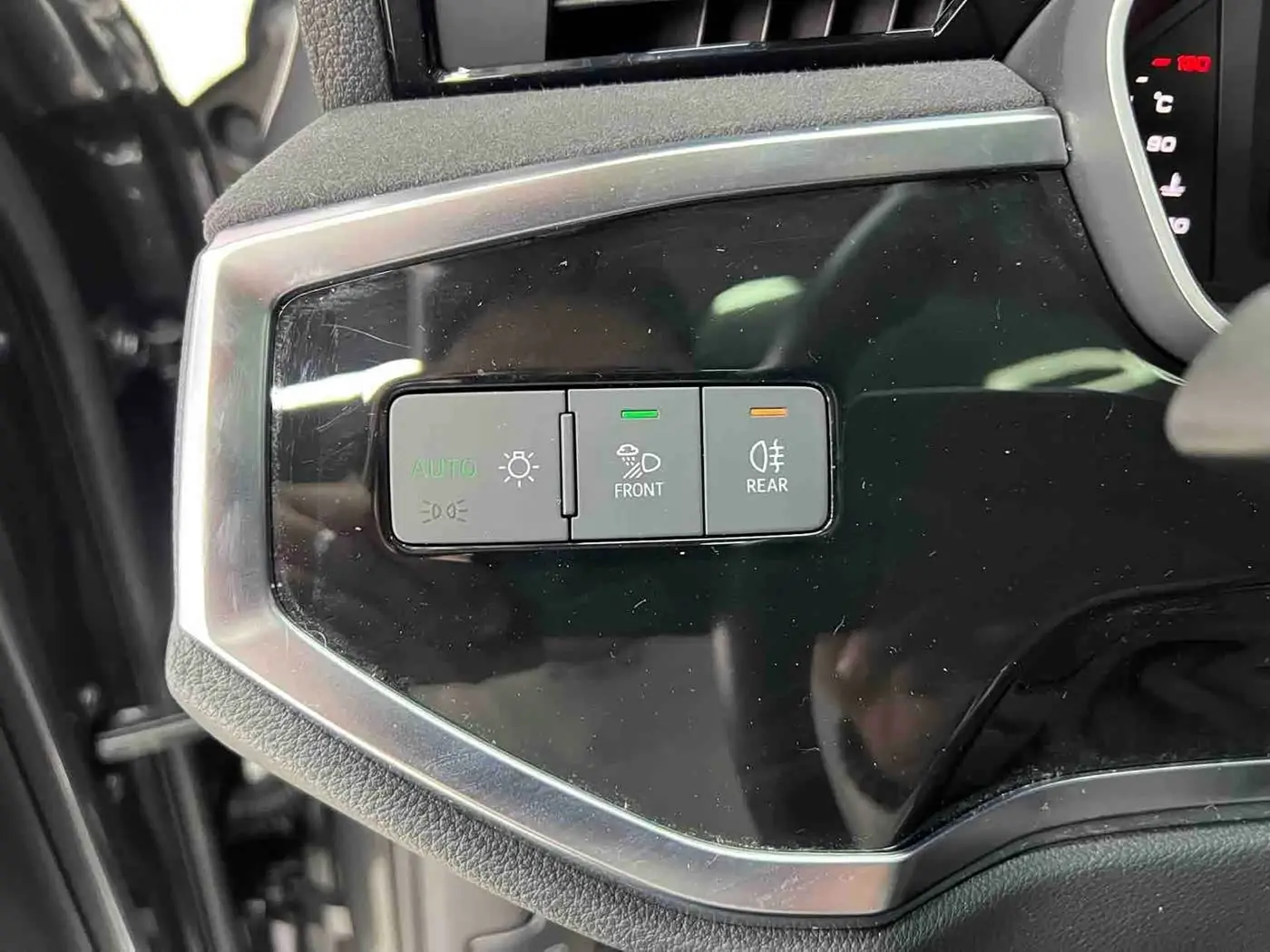 Audi Q3 2022 — Photo 9/20