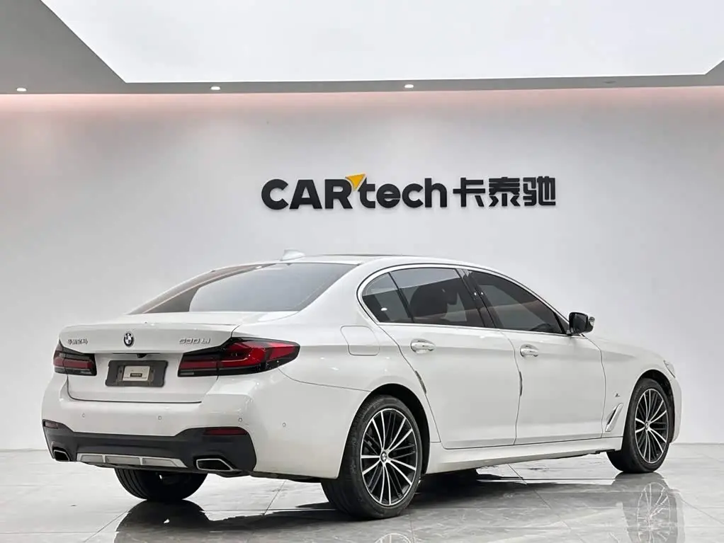 BMW 5 Series 2021 — Фото 5/15