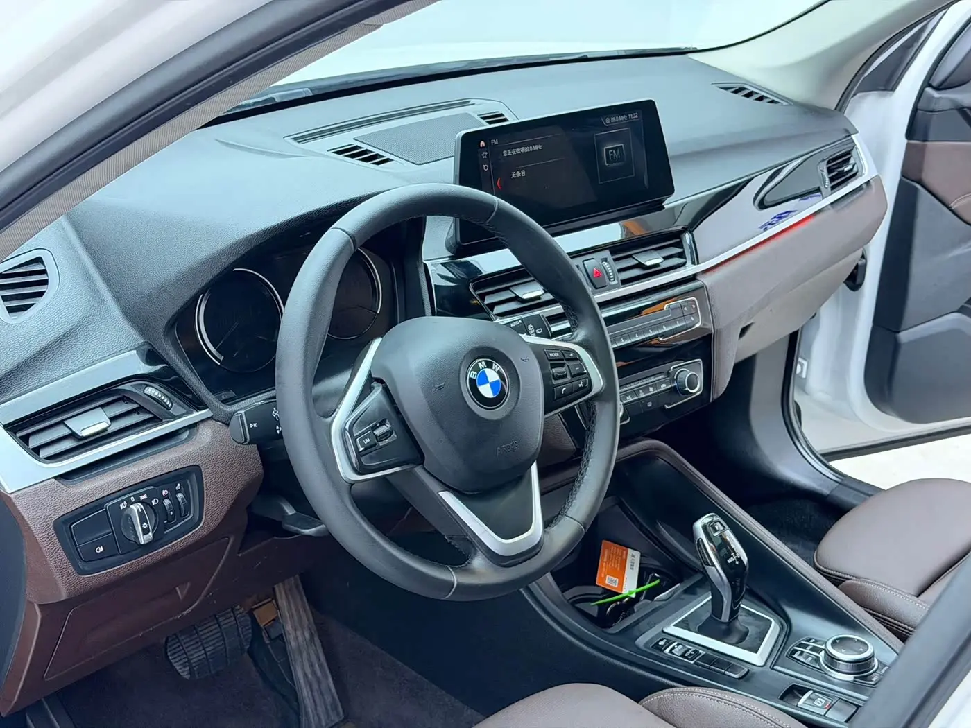 BMW X1 2023 — Фото 6/20