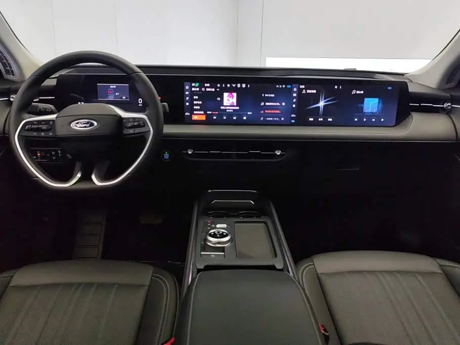 Ford Mondeo 2025 — Фото 12/16