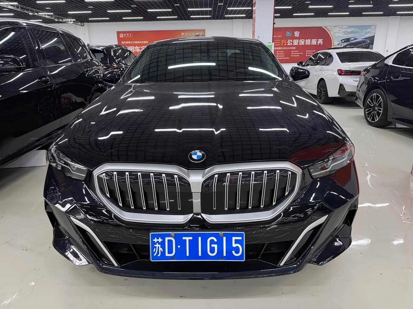 BMW 5 Series, 2025