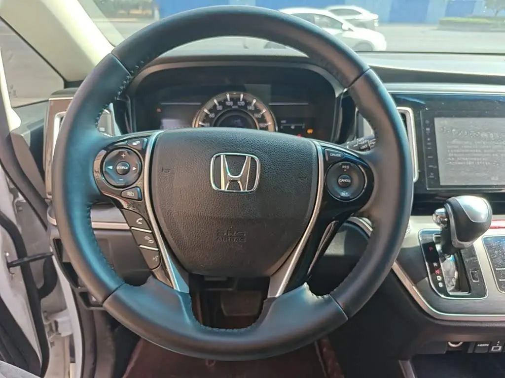 Honda Elysion 2019 — Şəkil 10/19
