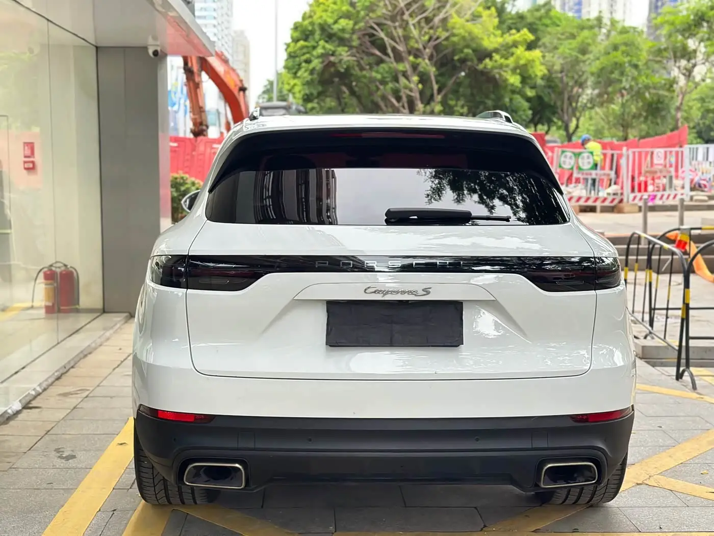 Porsche Cayenne 2020 — Фото 8/10