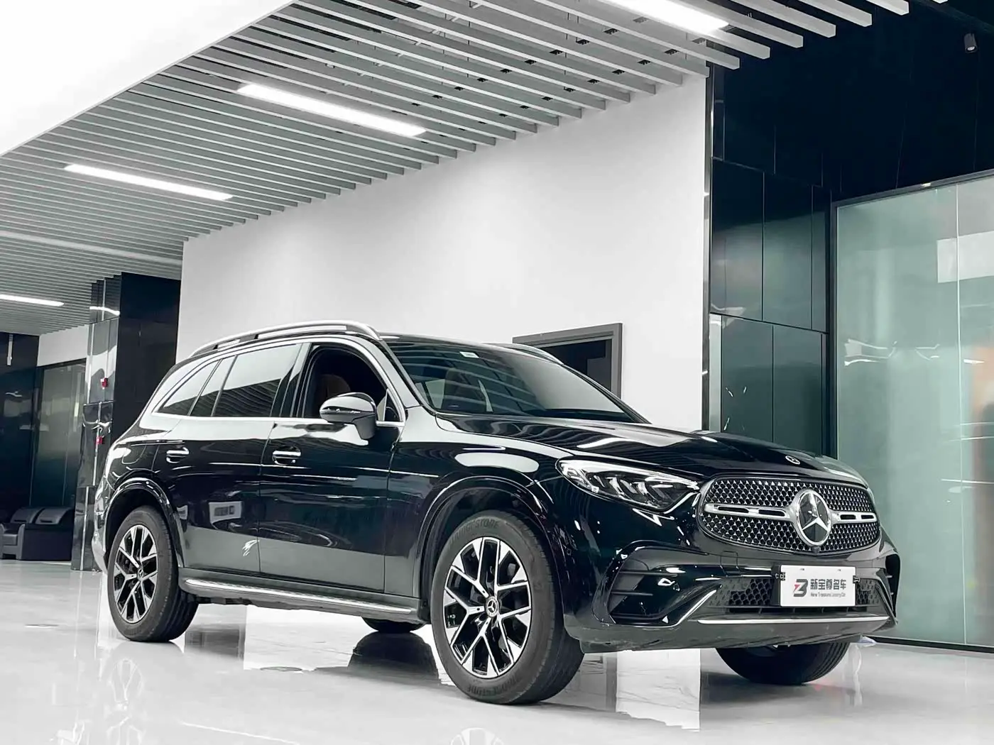 Mercedes-Benz GLC 2024 — Photo 3/17