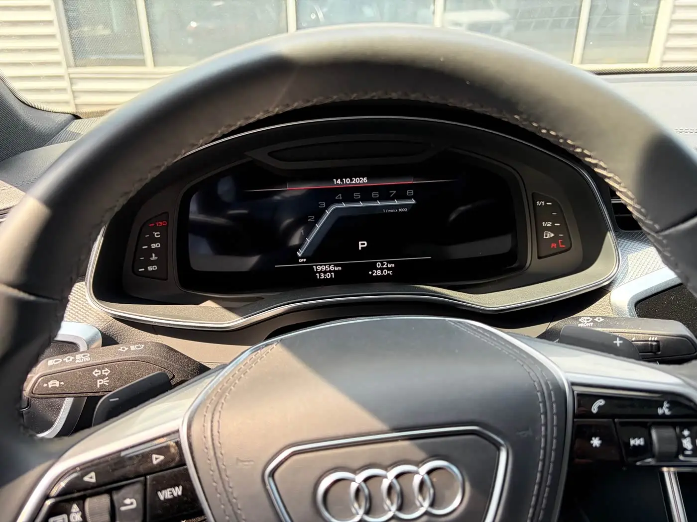 Audi A6L 2025 — Фото 7/16