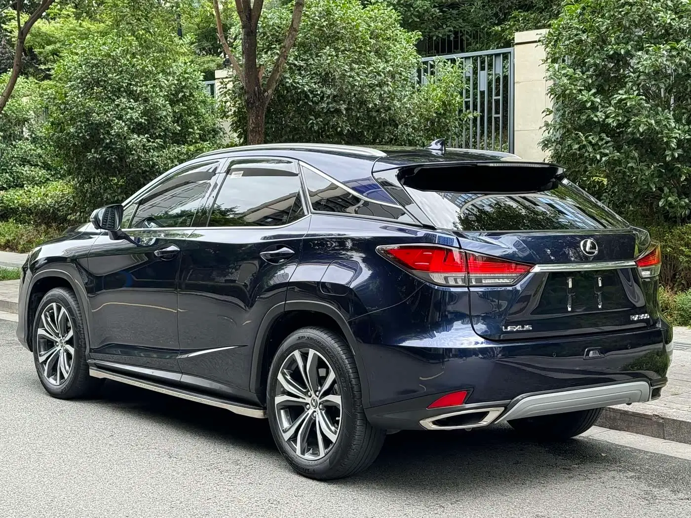 Lexus RX 2022 — ფოტო 5/16