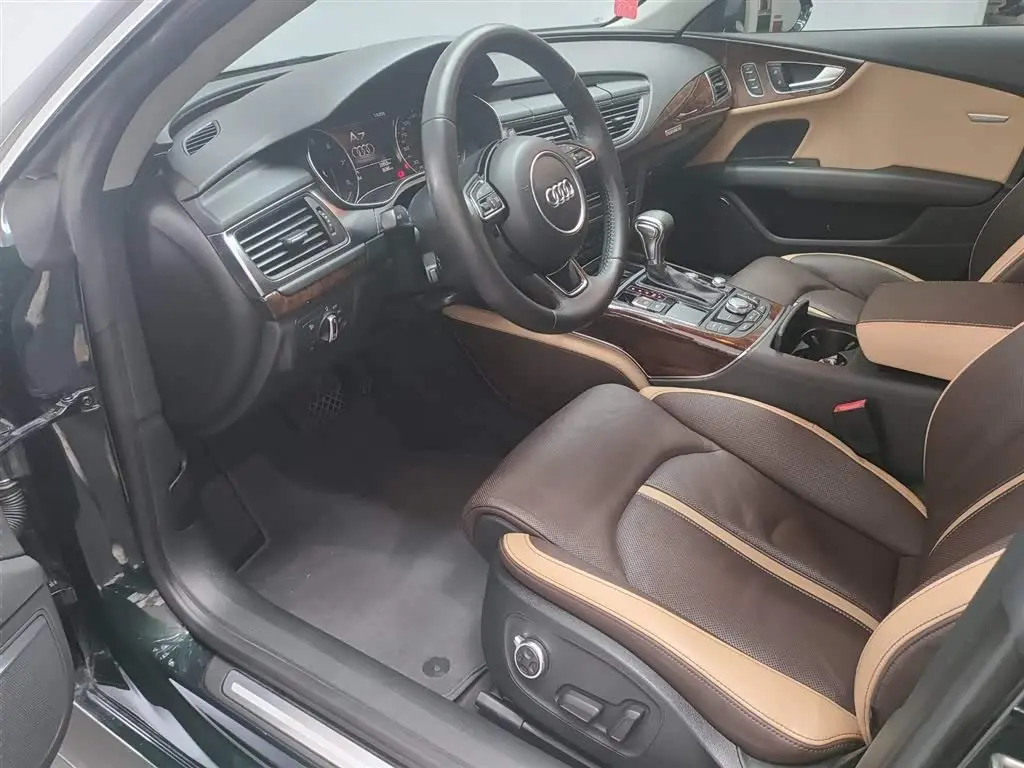 Audi A7 2015 — Şəkil 12/20